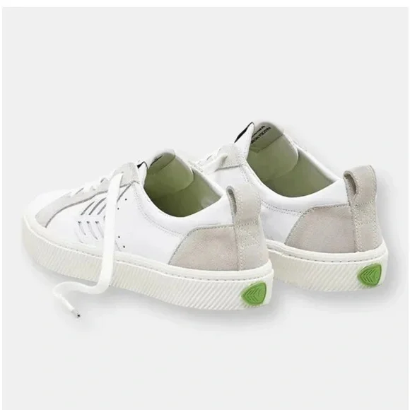 Cariuma Men’s CATIBA Low Off White Leather & Ice Suede Sneaker - Picture 9 of 11